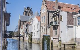 Blom Aan De Gracht