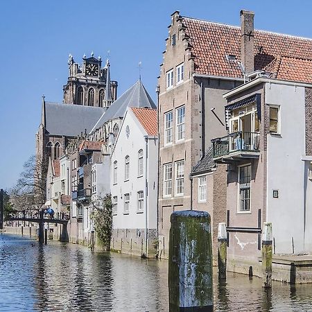 Blom Aan De Gracht Bed and Breakfast Dordrecht Eksteriør billede
