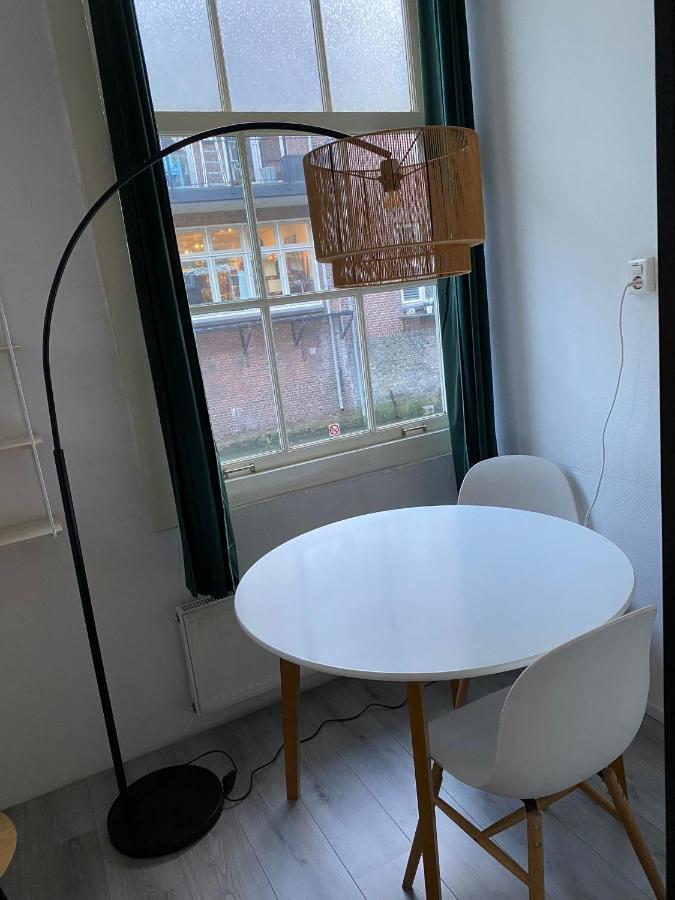 Blom Aan De Gracht Bed and Breakfast Dordrecht Eksteriør billede